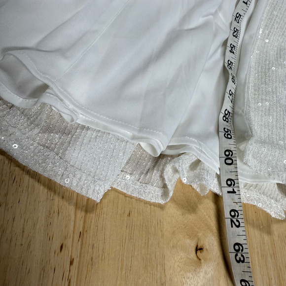 Mac Duggal NWT V-Neck Sequin Wrap Waist Gown White Side Slit Size 2 Sleeveless - Picture 8 of 8